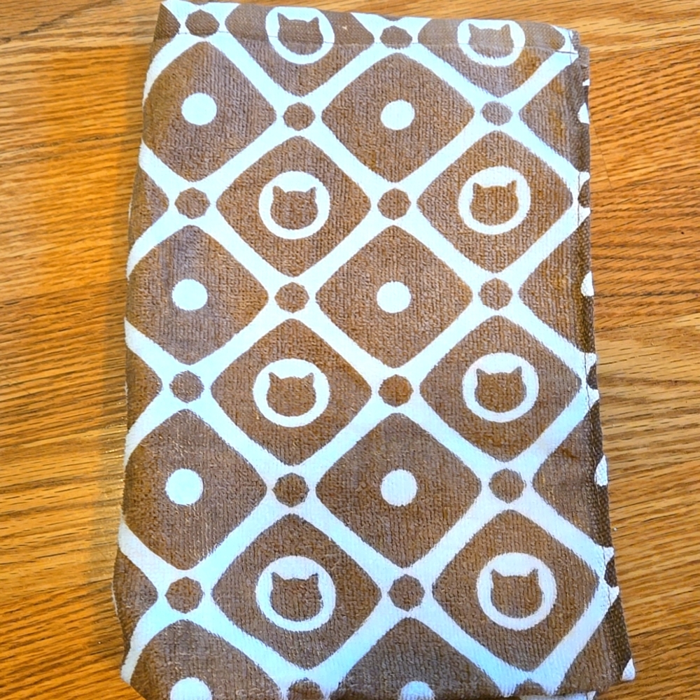 Cat Towels - Picture 3 of 3